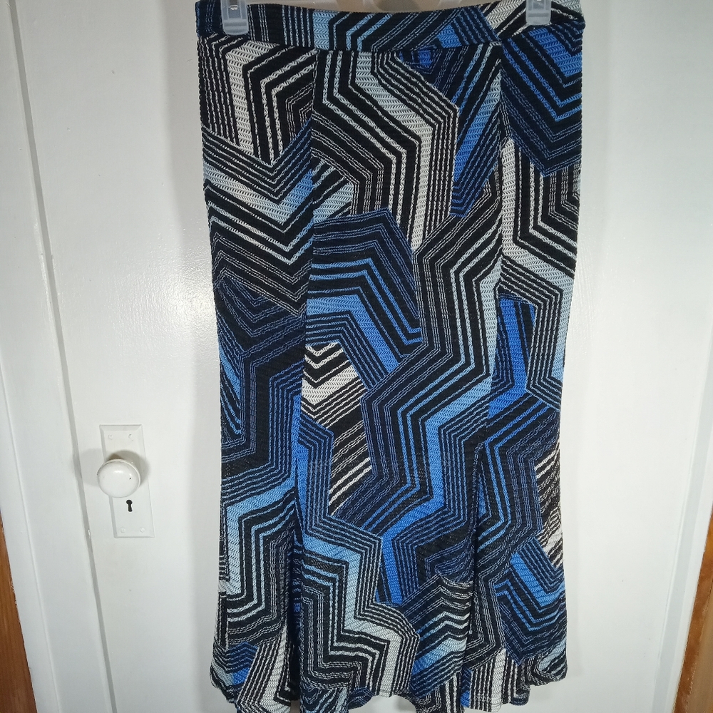 Cato Est. 1946 Skirt Womens Large Blue Black Geometric Chevron Knit A-Line Midi